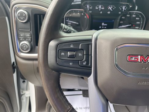Used 2019 GMC Sierra 1500 SLT image 17