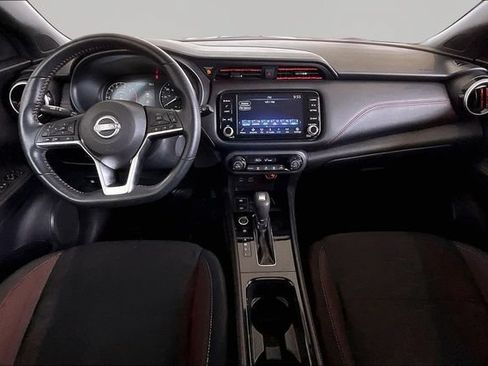 Used 2024 Nissan Kicks SR FWD image 7