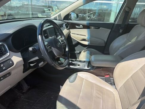 Used 2019 Kia Sorento EX image 6