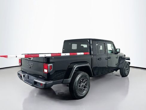 New 2025 Jeep Gladiator Sport image 7