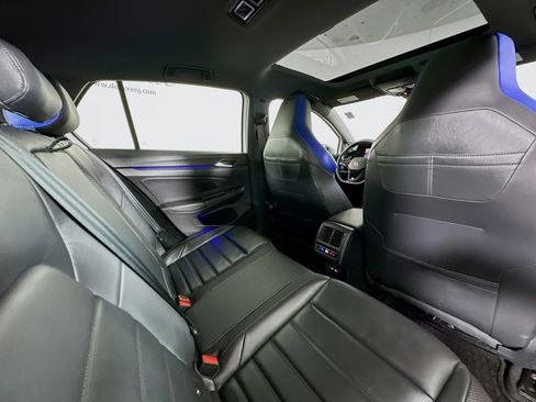 Used 2024 Volkswagen Golf R AWD/4WD image 29
