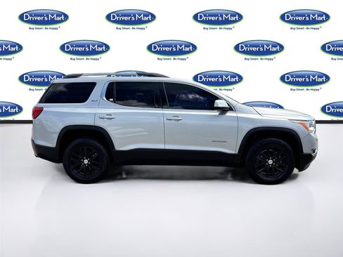 Used 2019 GMC Acadia SLT w/ LPO, Floor Liner Package FWD image 8
