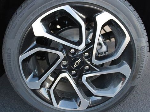 New 2026 Chevrolet Trax RS image 9