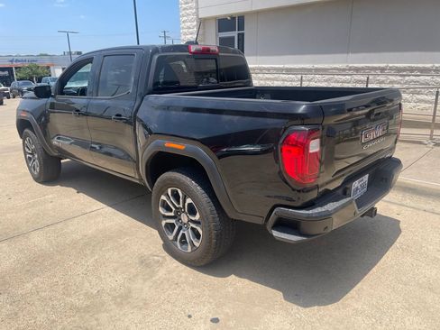 Used 2023 GMC Canyon AT4 w/ AT4 Premium Package AWD/4WD image 4