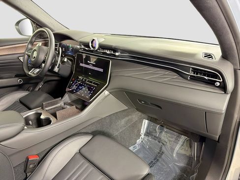 Used 2025 Maserati Grecale Folgore AWD/4WD image 32