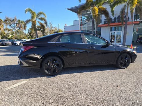 New 2026 Hyundai Elantra SEL Sport Premium image 8