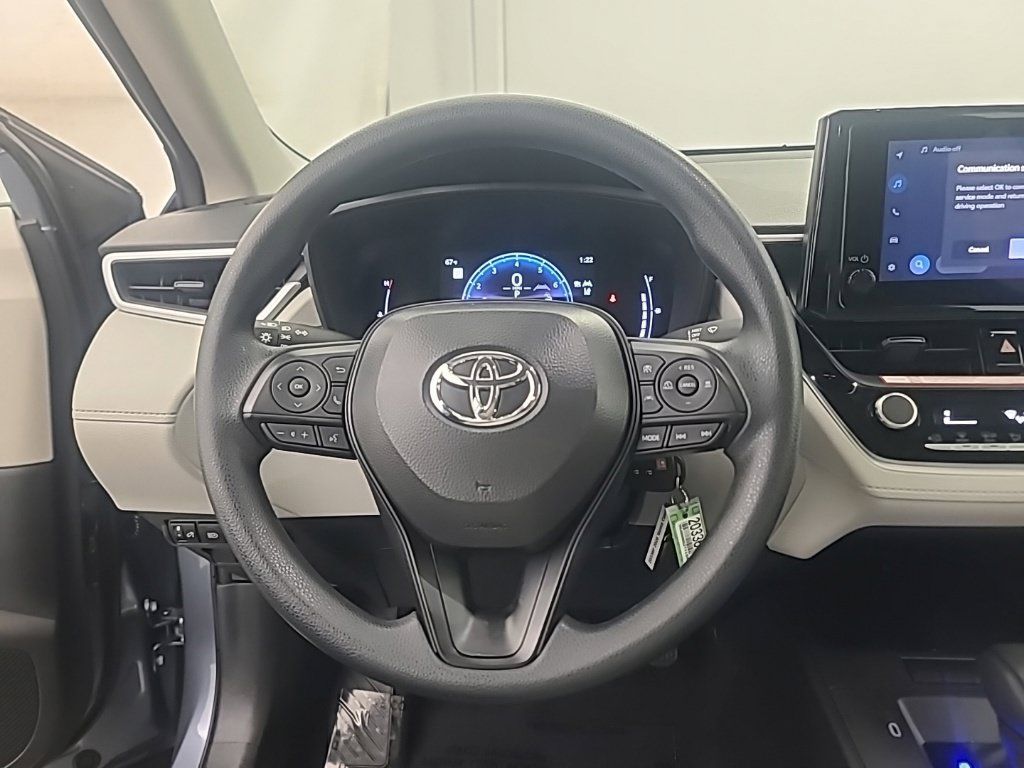 Used 2026 Toyota Corolla Cross L AWD/4WD image 31