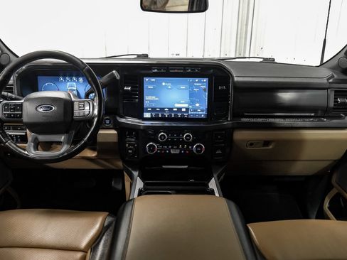 Used 2024 Ford F350 Lariat w/ FX4 Off-Road Package AWD/4WD image 14