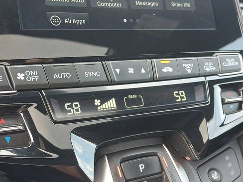 Used 2023 Honda Odyssey Sport image 16