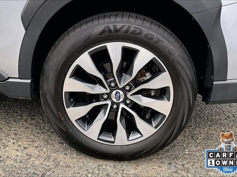 Certified 2023 Subaru Outback Limited AWD/4WD image 11