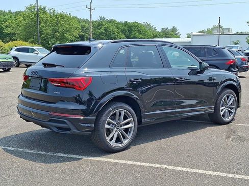 New 2025 Audi Q3 2.0T Premium image 9