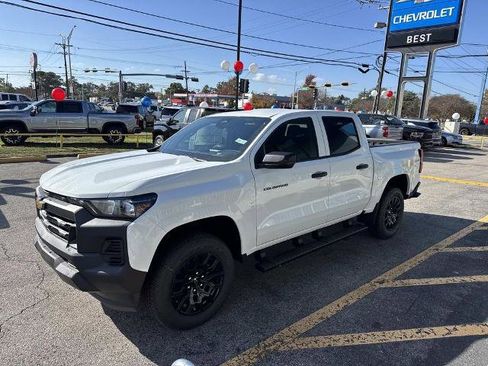 New 2026 Chevrolet Colorado W/T w/ WT Custom Package image 3