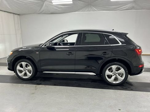 Certified 2025 Audi Q5 2.0T Premium Plus w/ Premium Plus Package AWD/4WD image 6