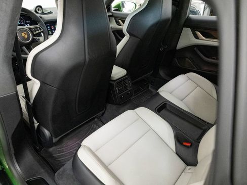Certified 2022 Porsche Taycan Turbo S AWD/4WD image 33