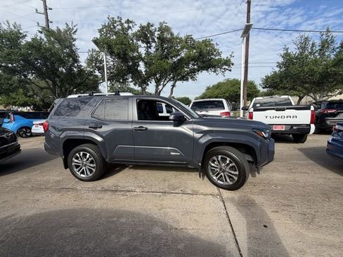 Used 2025 Toyota 4Runner Limited image 4