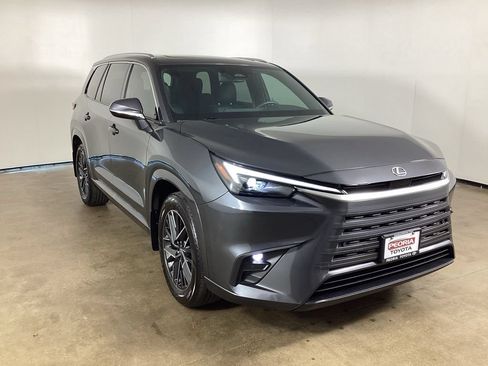 Used 2024 Lexus TX 350 AWD image 3