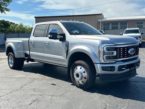 Used 2024 Ford F450 Platinum w/ FX4 Off-Road Package AWD/4WD image 1