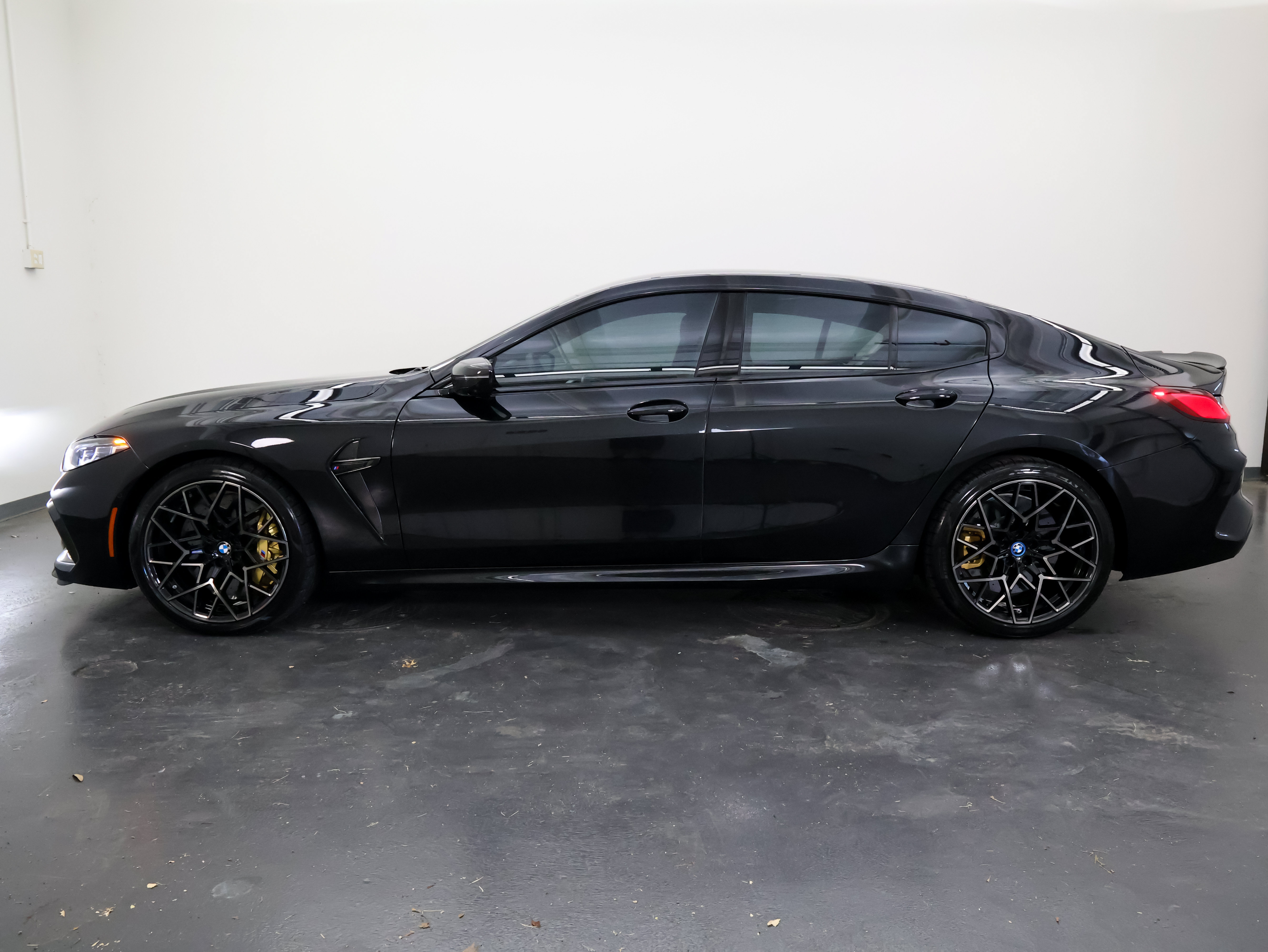 Used 2023 BMW M8 Gran Coupe xDrive Competition w/ M Carbon Exterior Package AWD/4WD image 6
