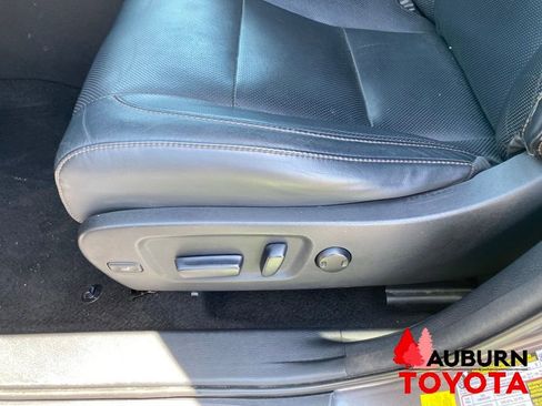 Used 2015 Toyota Highlander Limited Platinum AWD/4WD image 38
