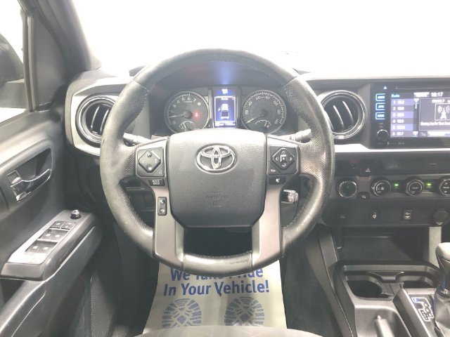Used 2016 Toyota Tacoma TRD Sport w/ Towing Package AWD/4WD image 15