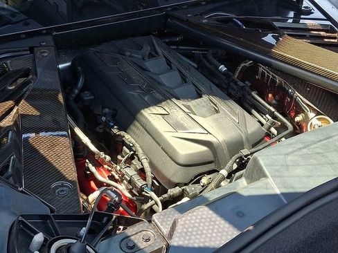 Used 2022 Chevrolet Corvette Stingray Preferred Cpe w/ Z51 Performance Package RWD image 28