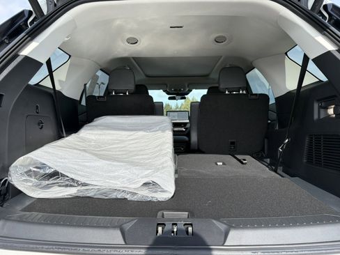 New 2026 Ford Explorer Active image 35