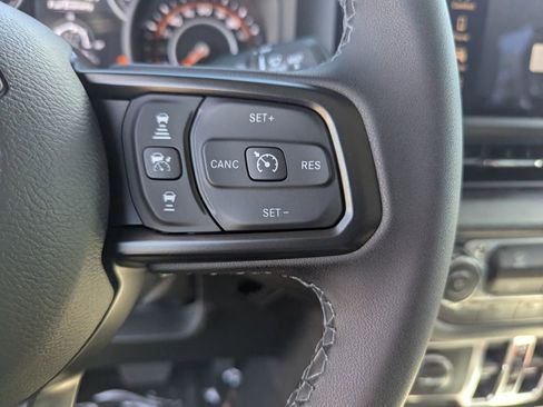 New 2026 Jeep Gladiator Sport image 18