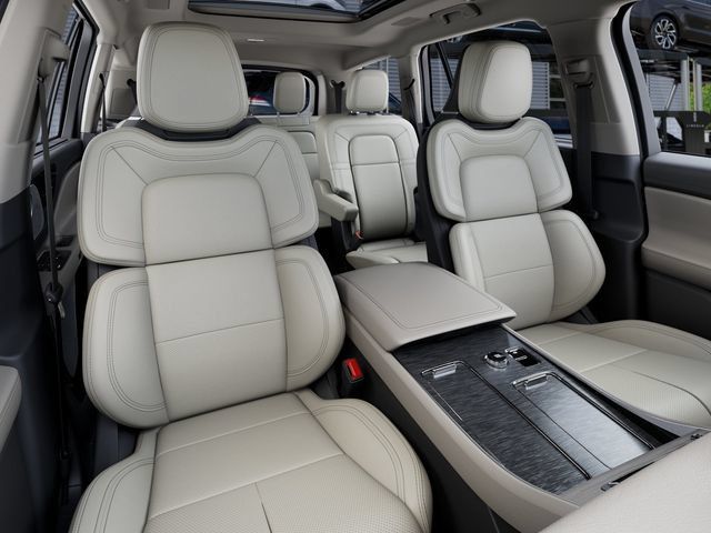 New 2027 Lincoln Aviator Reserve AWD/4WD image 12
