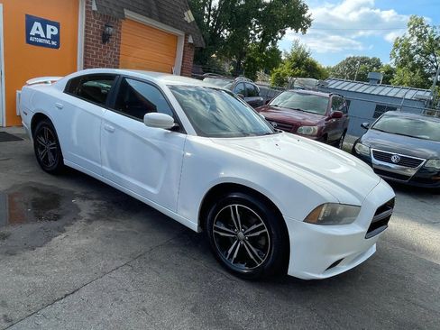 Used 2014 Dodge Charger R/T image 7