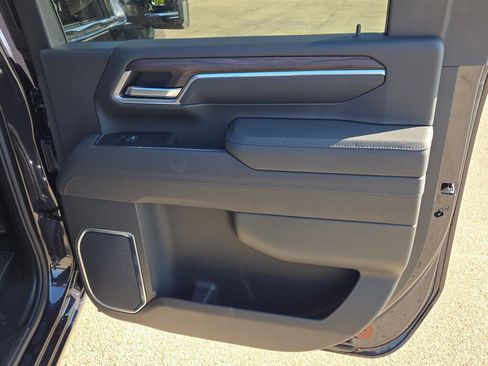 New 2026 GMC Sierra 2500 SLT AWD/4WD image 10