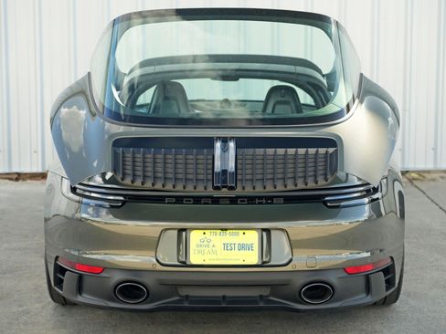 Used 2022 Porsche 911 Targa 4 GTS image 10