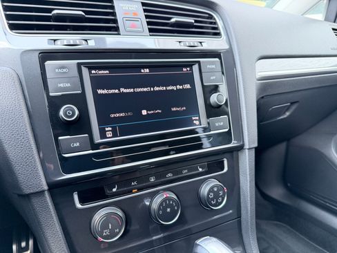 Used 2018 Volkswagen Golf Alltrack S AWD/4WD image 9