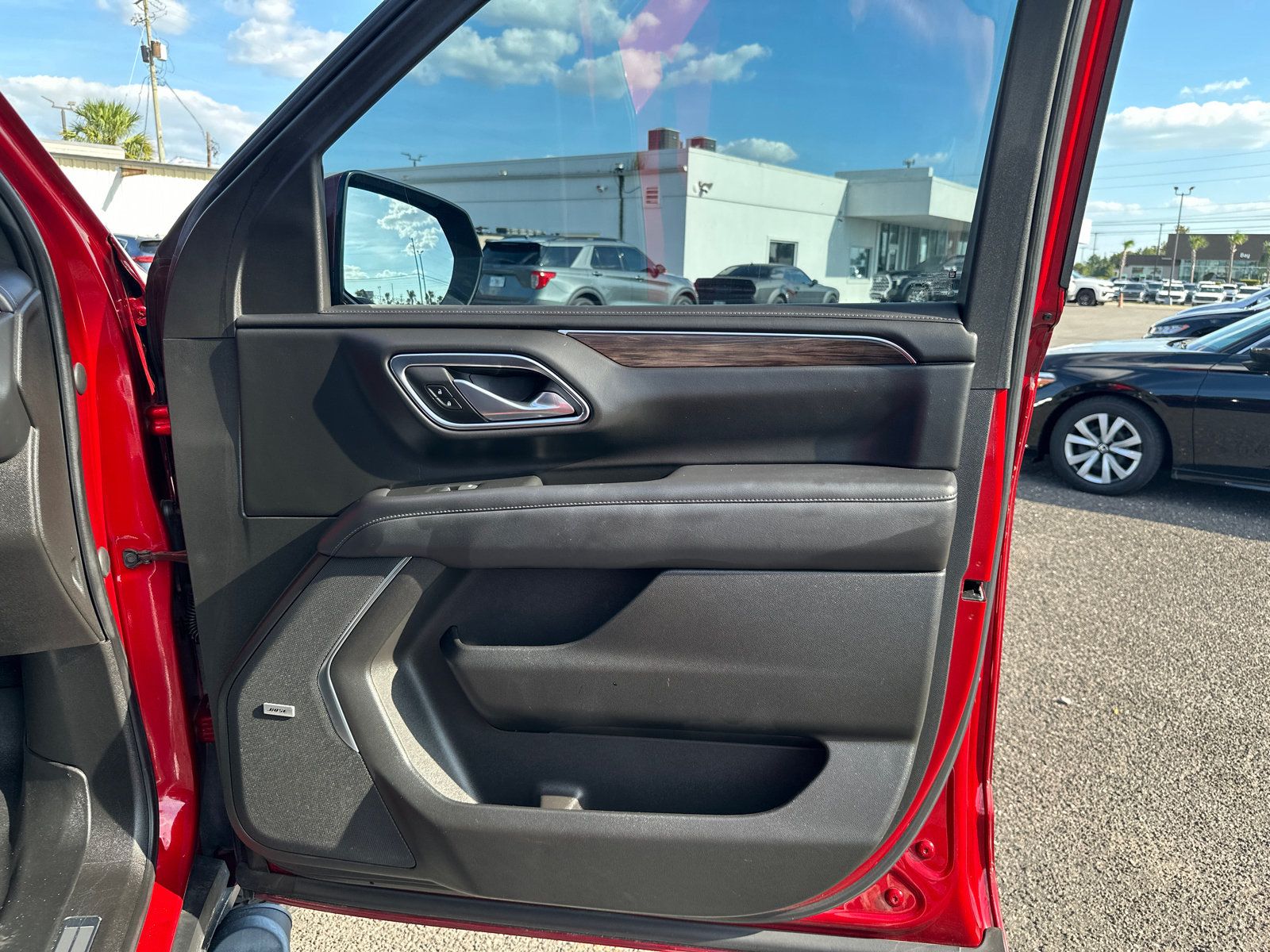 Used 2021 Chevrolet Suburban Z71 AWD/4WD image 20