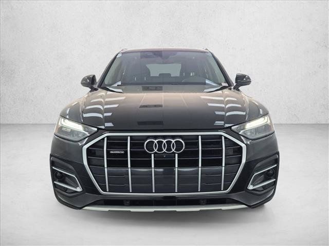 Used 2021 Audi Q5 2.0T Premium Plus w/ Premium Plus Package AWD/4WD image 2