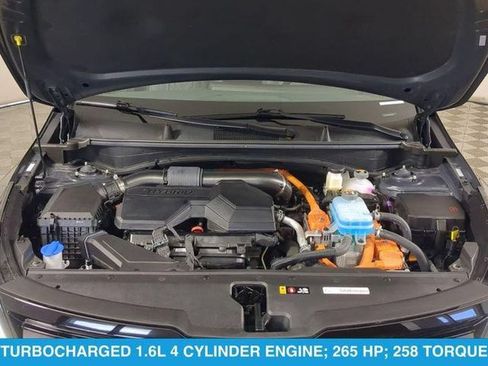 Used 2025 Kia Sportage X-Line AWD/4WD image 31