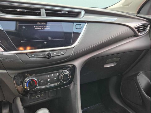 Used 2023 Buick Encore GX Preferred FWD image 32