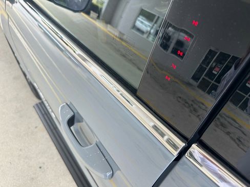 New 2025 Ford Expedition Platinum w/ Driver's Package image 16