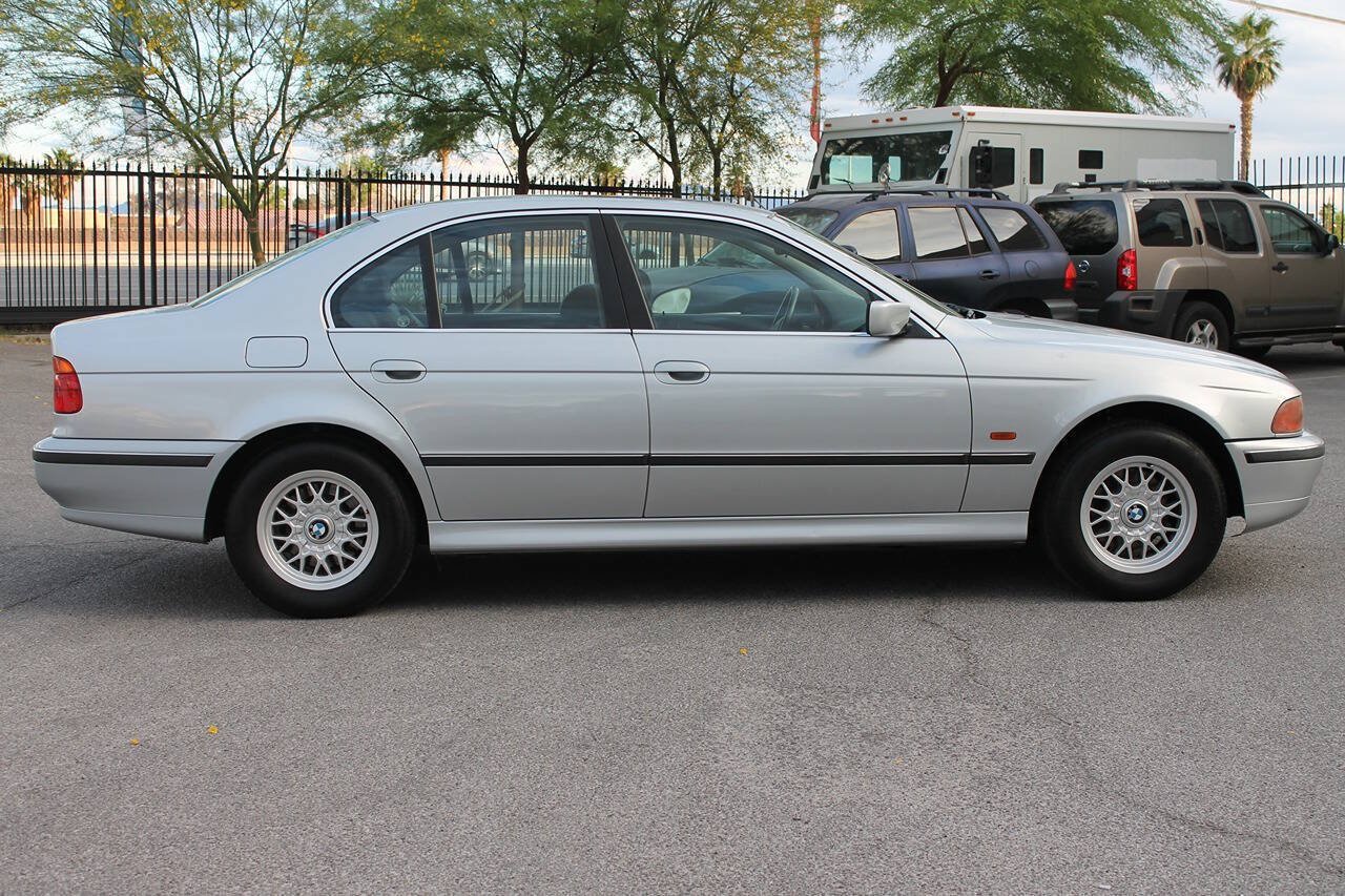 Used 1997 BMW 528i Sedan RWD image 9