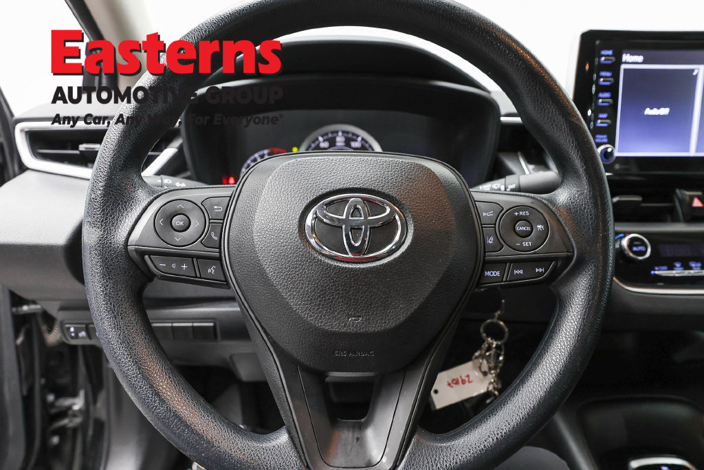 Used 2021 Toyota Corolla LE w/ Carpet Mat Package (TMS) FWD image 11