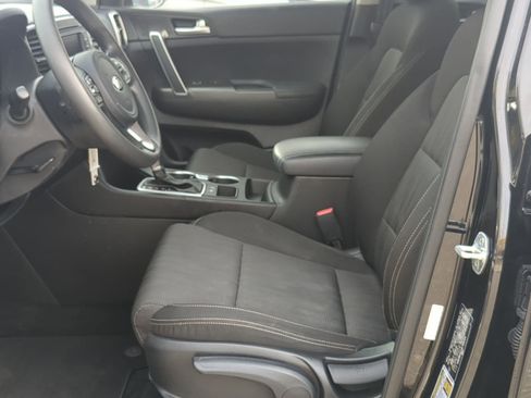 Used 2019 Kia Sportage LX image 17