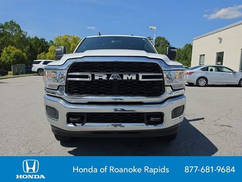 Used 2023 RAM 2500 Tradesman AWD/4WD image 8