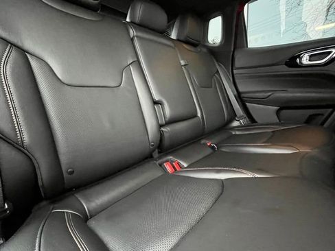 Used 2022 Jeep Compass Limited image 27