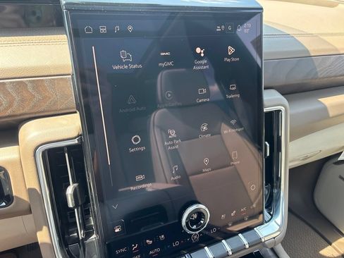 New 2026 GMC Yukon Denali w/ Denali Reserve Package AWD/4WD image 28