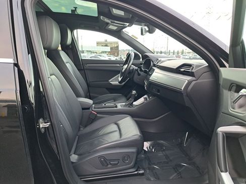 Used 2024 Audi Q3 2.0T Premium image 17