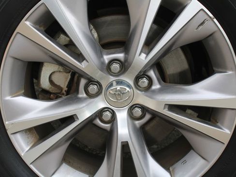 Used 2015 Toyota Highlander XLE image 20