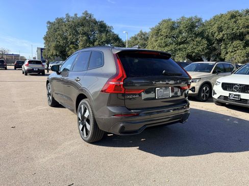 Certified 2024 Volvo XC60 T8 Plus w/ Protection Package Premier image 4
