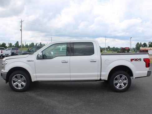 Used 2019 Ford F150 Lariat w/ Equipment Group 502A Luxury AWD/4WD image 6