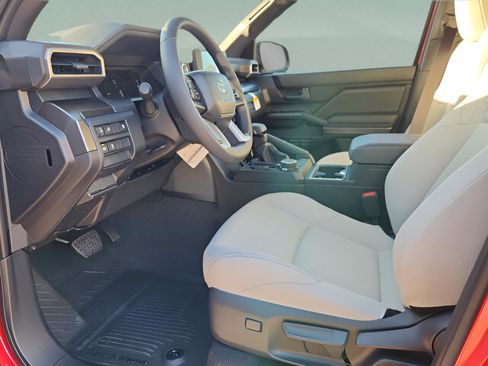 New 2025 Toyota 4Runner SR5 image 15