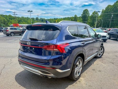Used 2022 Hyundai Santa Fe SEL w/ Convenience + Premium Package FWD image 4