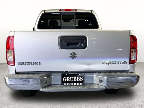 Used 2012 Suzuki Equator Premium RWD image 6